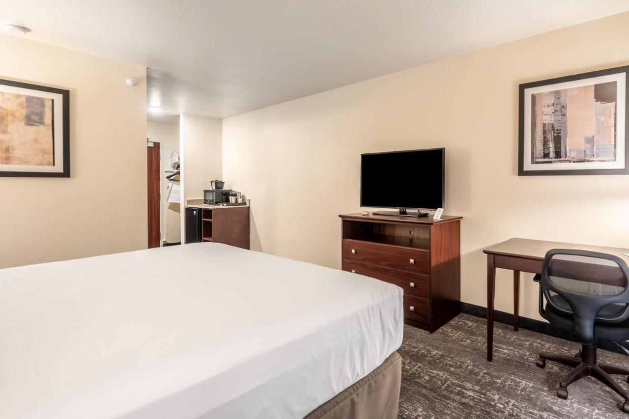 Cobblestone Hotel & Suites - Andrews מראה חיצוני תמונה